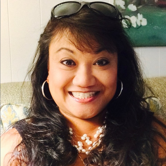 Meet your Posher, Ginny - Picture 2 of 2